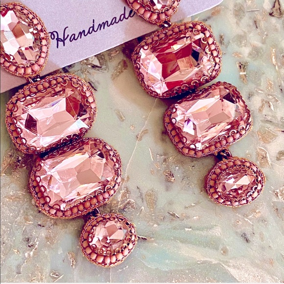 🌺🎉HP🎉🌺 NWT Deepa Gurnani Beaded Crystal Chandeliers - Picture 11 of 15